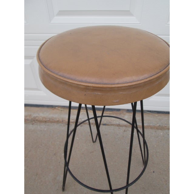 Mid Century Modern Hairpin Leg Bar Stool For Sale - Image 12 of 15