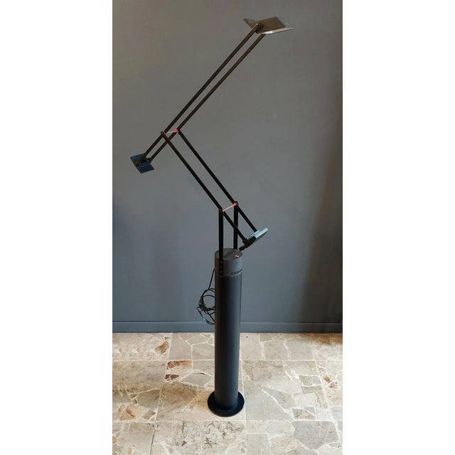 Tizio Floor Lamp by Richard Sapper for Artemide, Italy, 1980s For Sale - Image 6 of 8