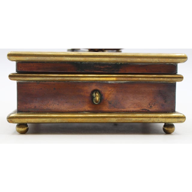 Circa 1800-1820 English Copper & Brass Jewelry Casket Box For Sale In Raleigh - Image 6 of 10