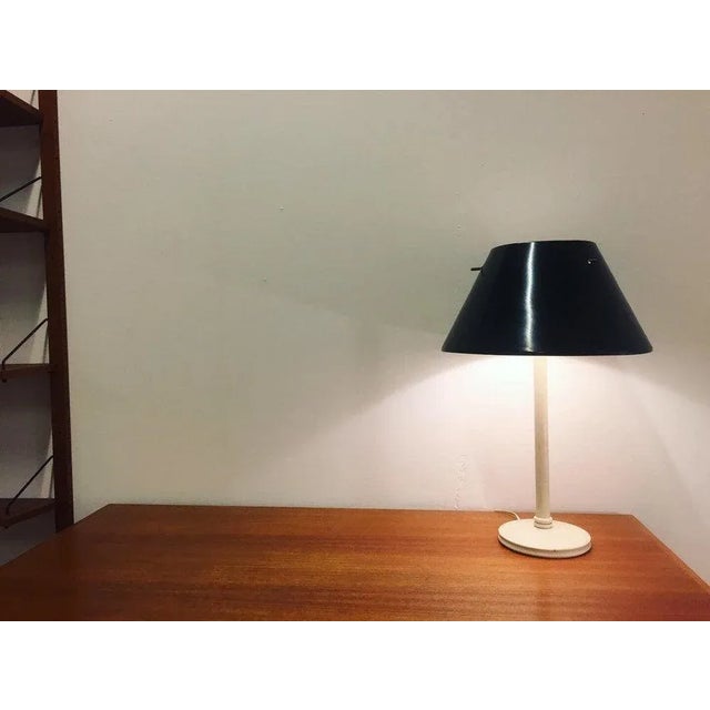 Made in sweden! minimalist and great preserved hans agne jakobsson table lamp from the 60s for your stuga. The lamp is...
