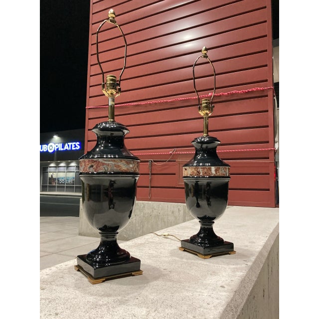Neoclassical Pair of Black Glazed Porcelain & Bronze Urn Table Lamps From Marbro For Sale - Image 3 of 13