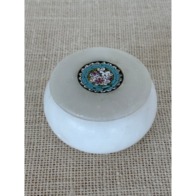 Grand Tour Antique Micro Mosaic Grand Tour Italian Alabaster Lidded Jar / Box For Sale - Image 3 of 9