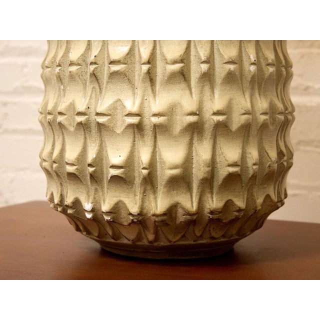 Mid-Century Modern Vintage Brutalist Textured Ceramic Table Lamp With Geometric Relief For Sale - Image 3 of 8