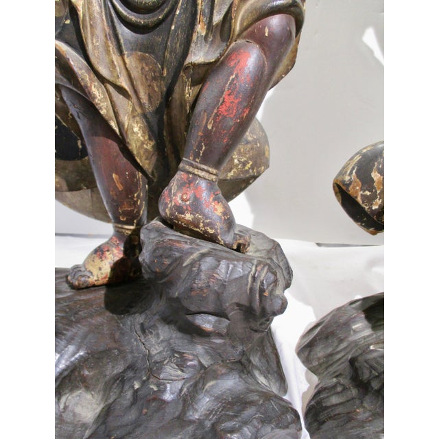 17th Century 17th Century Japanese Dharma Guardian Figurines - A Pair of 2 For Sale - Image 5 of 17