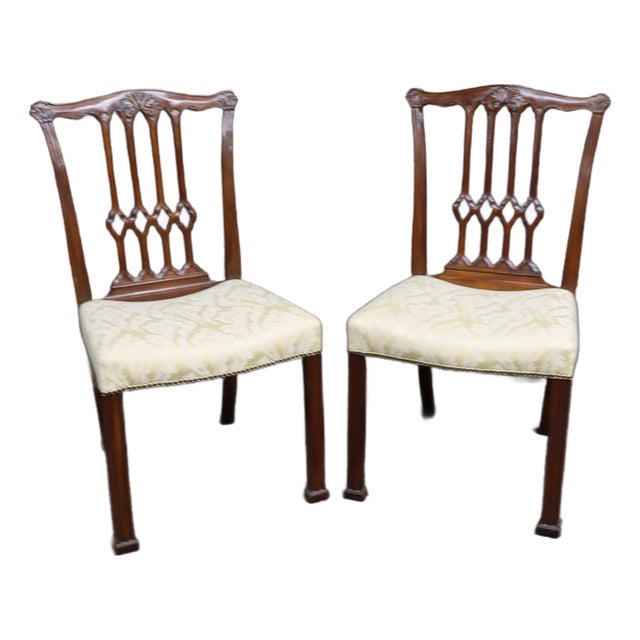 Pair of John Widdicomb Chippendale Style Mahogany Dining Chairs For Sale