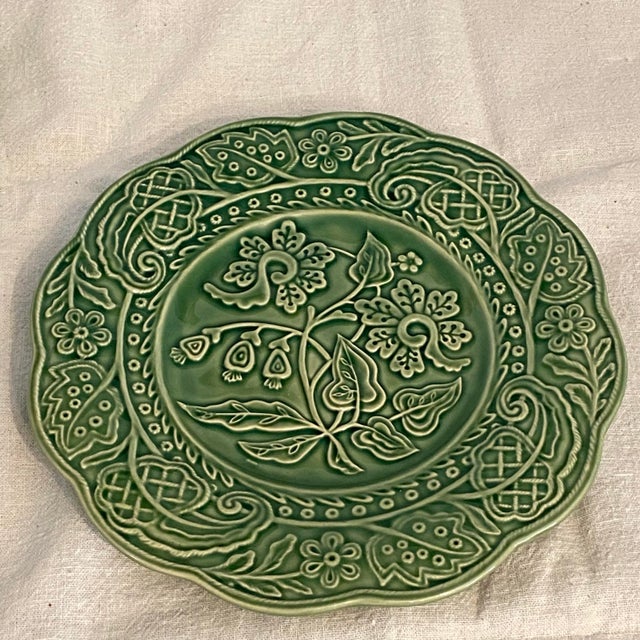 Ceramic Bordallo Pinheiro Green Floral Pattern Salad Plates - Set of 4 For Sale - Image 7 of 11