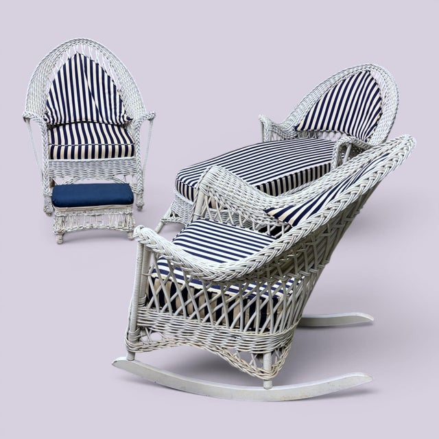 Antique Bar Harbor Wicker Patio Set in White & Navy c.1920 For Sale - Image 4 of 12