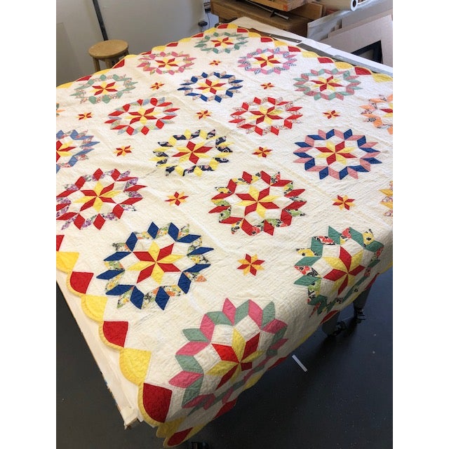 1940s Early 20th Century American Quilt For Sale - Image 5 of 7