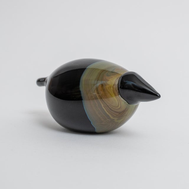 A beautiful hand-blown Finnish art glass bird designed by Oiva Toikka for Nuutajärvi Glassworks, Finland. This piece is...