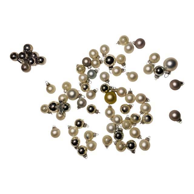 Christmas Ornament Collection Small Shiny & Matte Round Balls in Silver & Platinum For Sale