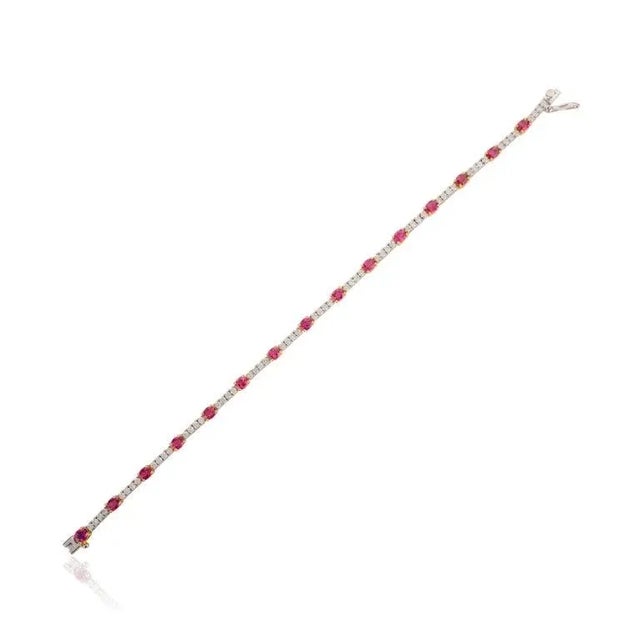 Art Deco 18 Karat Gold Genuine Ruby Diamond Engagement Bracelet for Women For Sale - Image 3 of 12