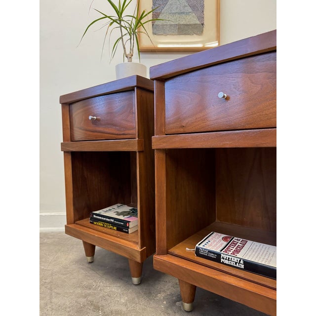 Brown Vintage Pair of Walnut Nightstands For Sale - Image 8 of 9