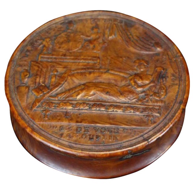 19th Century Empire French Pressed Wood Snuff Box For Sale
