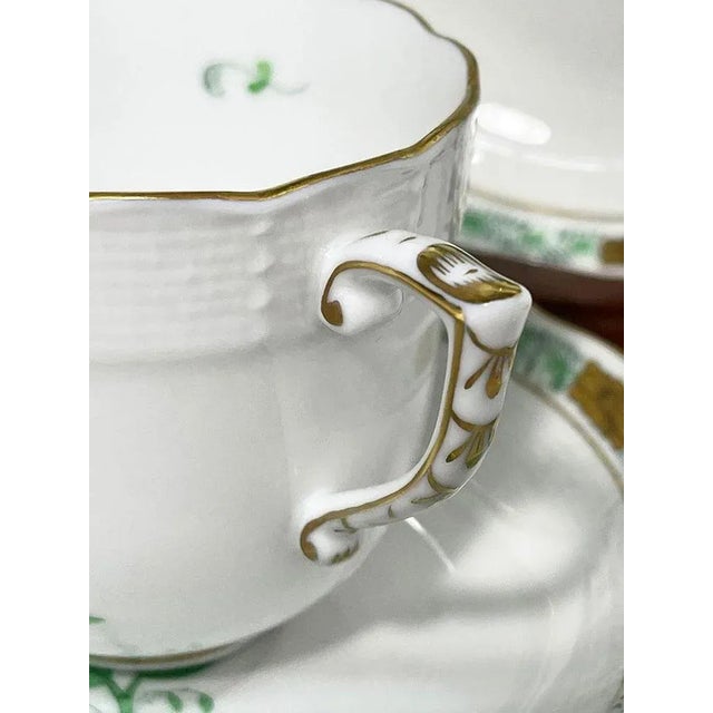 Green Porcelain Chinese Bouquet Apponyi Mocha Cups and Saucers from Herend Hungary, Set of 10 For Sale - Image 4 of 6