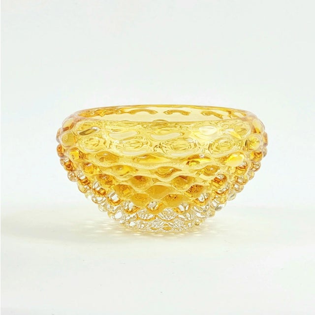 Murano glass "Lenti" bowl/centerpiece designed by Ercole Barovier for Barovier & Toso (Italy, 1940s/50s). Made of thick...