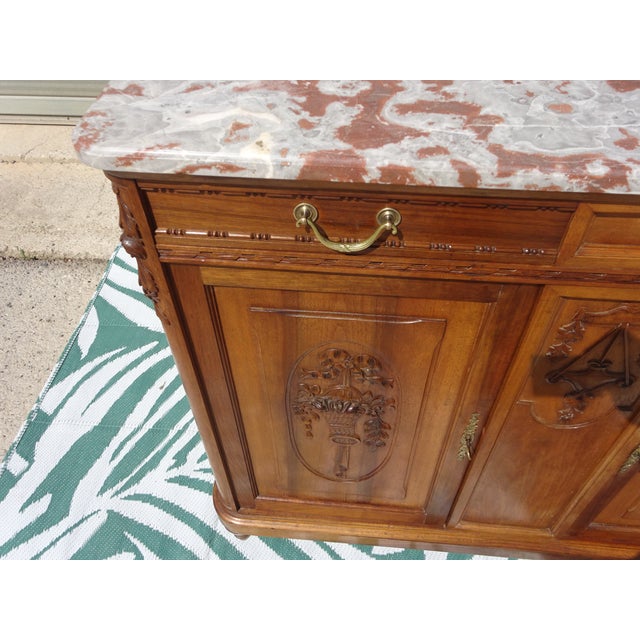Brown Art Deco Buffet in Walnut and Aleppo Breccia, 1920s For Sale - Image 8 of 18