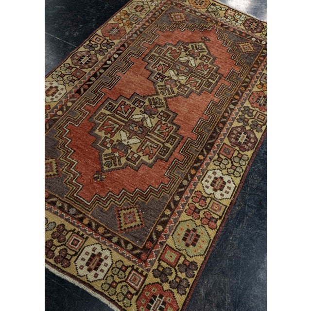 Textile Turkish Vintage Rug 3'2" x 5'4" #20578 For Sale - Image 7 of 8