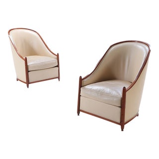 An Elegant Pair of French Art Deco Leather Club Chairs in the Manner of Rhulmann, Circa 1930. For Sale