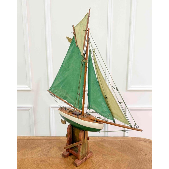 English 20th Century Carved Wood Gaff Cutter Pond Yacht For Sale - Image 9 of 12
