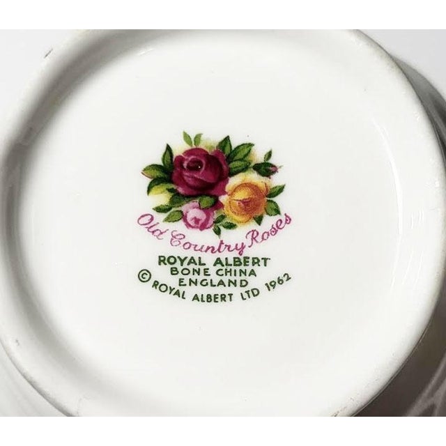 Set of 3 Royal Albert Old Country Roses Dinner plates