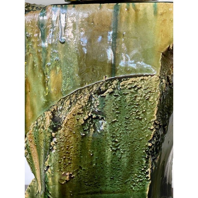 Large Japanese Ceramic Oribe Sculptural Vessel by Shigemasa Higashida For Sale - Image 10 of 18