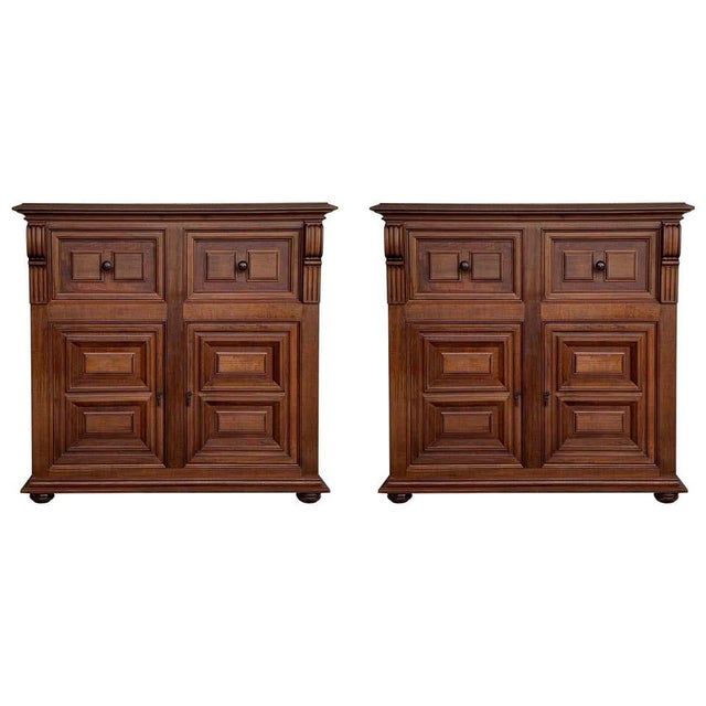 1920s Catalan Carved Walnut Tuscan Two Drawers Nightstands - a Pair For Sale - Image 13 of 13
