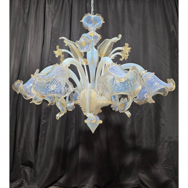 Vintage Murano Chandelier, 1980s, in Flawless conditions. Designed 1980 to 1989 Up to 250V (Europe/UK Standard).The wiring...