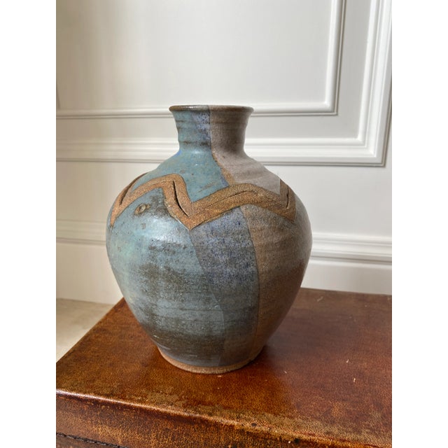 Vintage 1976 Signed Handmade Ceramic Vessel With Zig Zag Cut Lid For Sale - Image 11 of 11
