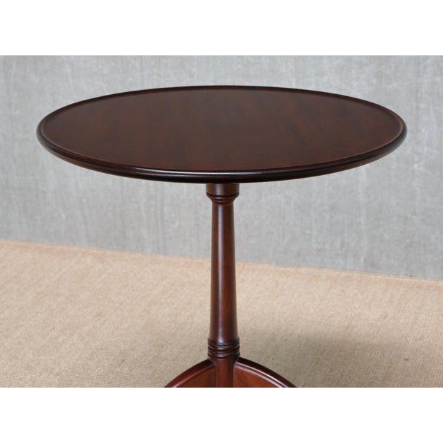 3-Legged Side Table in Mahogany by Frits Henningsen, Denmark, 1940s For Sale - Image 6 of 12