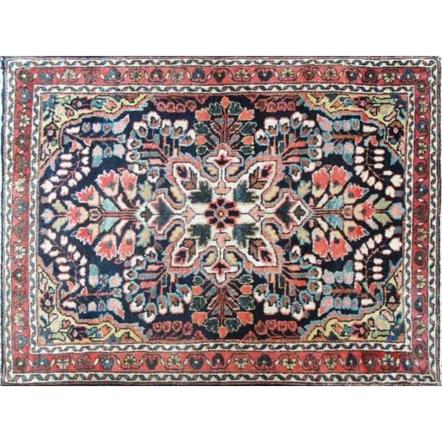 One of the top high end Persian carpet maker. The source of this important provenance has been in the village of Sarouk....