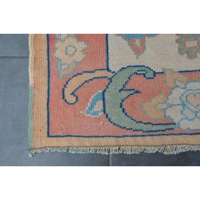 1960s Anatolian Floral Oushak Carpet For Sale - Image 4 of 10