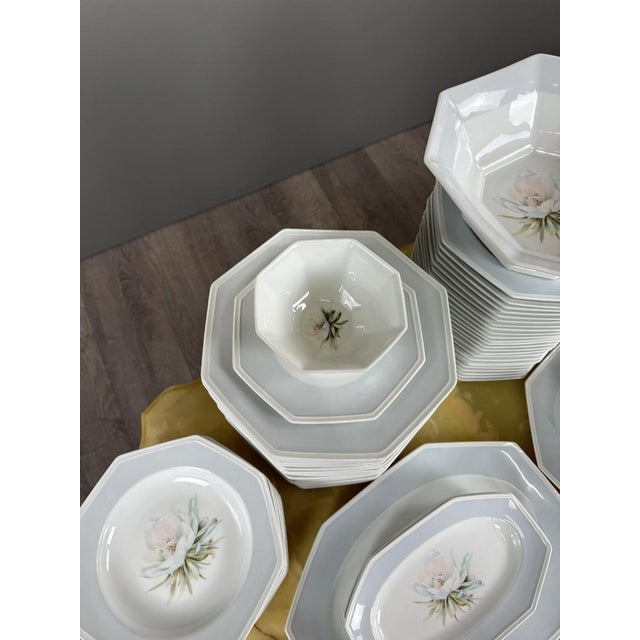 White 20th Century Porcelain Dinner Service from Limoges, Set of 71 For Sale - Image 8 of 11
