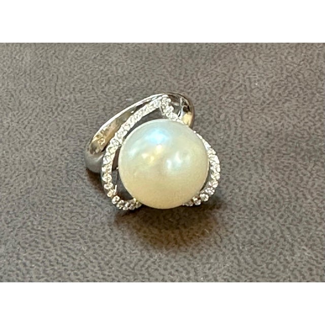 White 14MM Round White South Sea Pearl & Diamond Heart Ring , 18 K White Gold, Vintage For Sale - Image 8 of 18