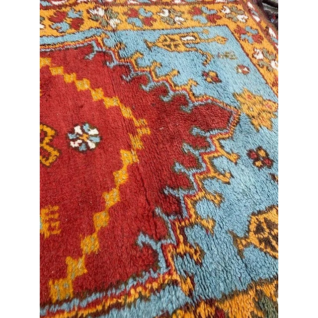 Small Mid-Century Turkish Ushak Rug For Sale - Image 9 of 14