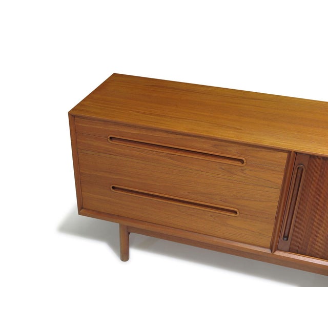 Nils Jonsson Mid-Century Modern Teak Credenza for Hugo Troeds, C. 1960, Attributed For Sale - Image 4 of 12