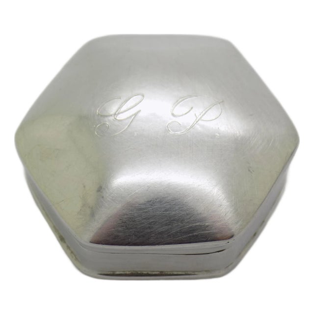 Vintage Italian Handmade Genuine Sterling Silver Engraved Hexagon Pill Snuff Trinket Box For Sale