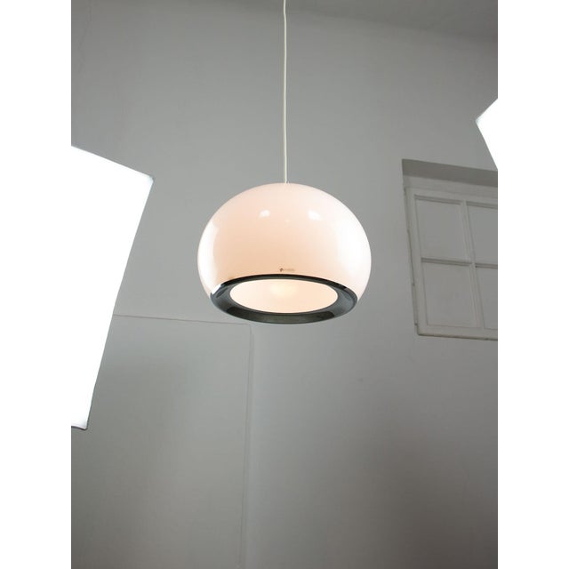 Total max drop of this pendant is 95cm and can be shortened to your preference. Takes one e27 light bulb (not included). A...