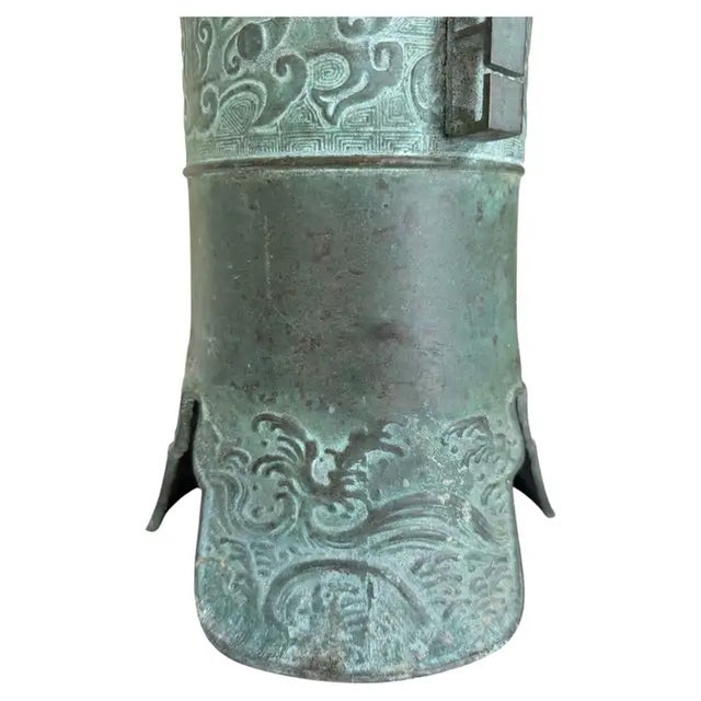 Late 20th Century Mid Century Modern James Mont Style Tall Patinated Bronze Table Lamp, Japan For Sale - Image 9 of 14
