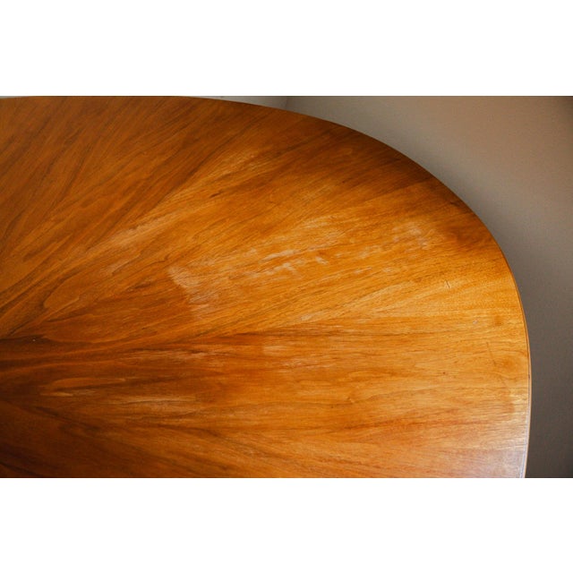 Burnt Orange 1950s Attributed to Osvaldo Borsani for Stow Davis Sunburst Oval Dining Table For Sale - Image 8 of 18