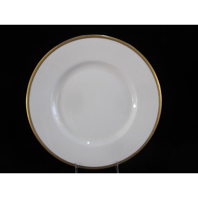 English Royal Doulton H2909 Gold Gilt Rim Bone White 10 1/4" Dinner Plate Set of 4 For Sale - Image 3 of 8