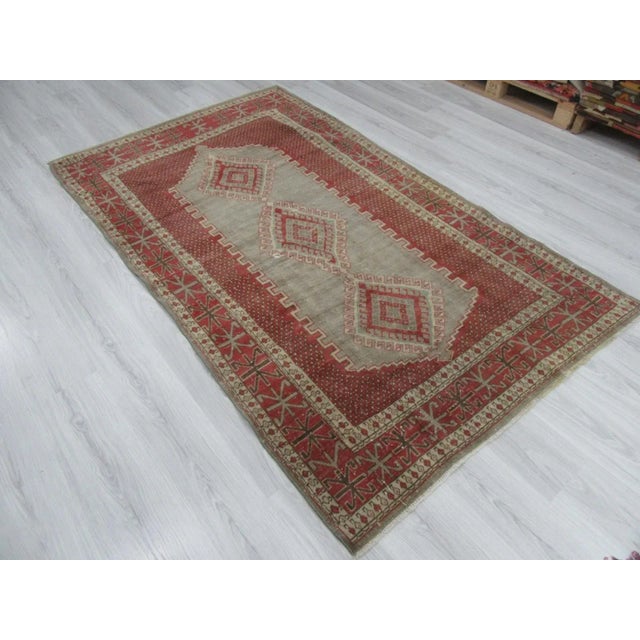 1960s Vintage Turkish Wool Rug - 4′6″ × 7′11″ For Sale - Image 4 of 6