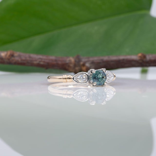 Alexandrite Ring With Earth-Mined Diamond Accents in Solid 14k Gold, Round 4mm, Size 6.75 For Sale - Image 10 of 12