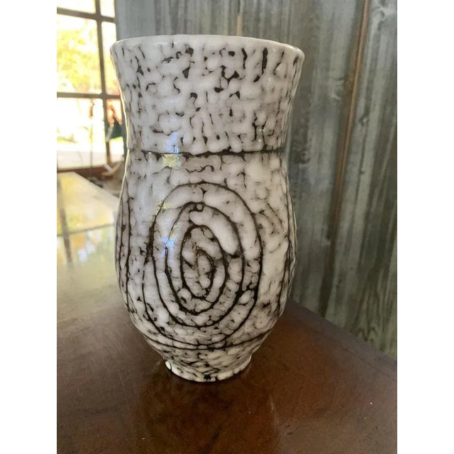 Mid-Century Modernist White and Earth Toned Ceramic Vase, 1960s For Sale - Image 6 of 6