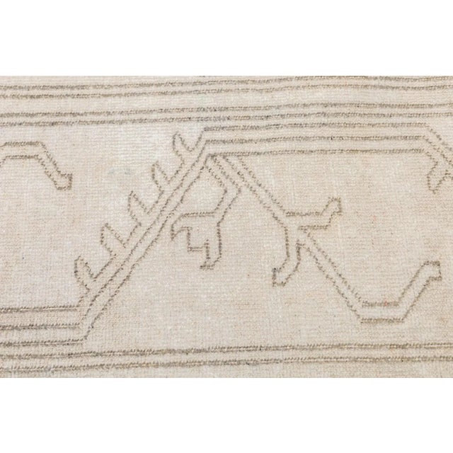 Oushak Rug 6'7'' X 9'5'' For Sale In New York - Image 6 of 12