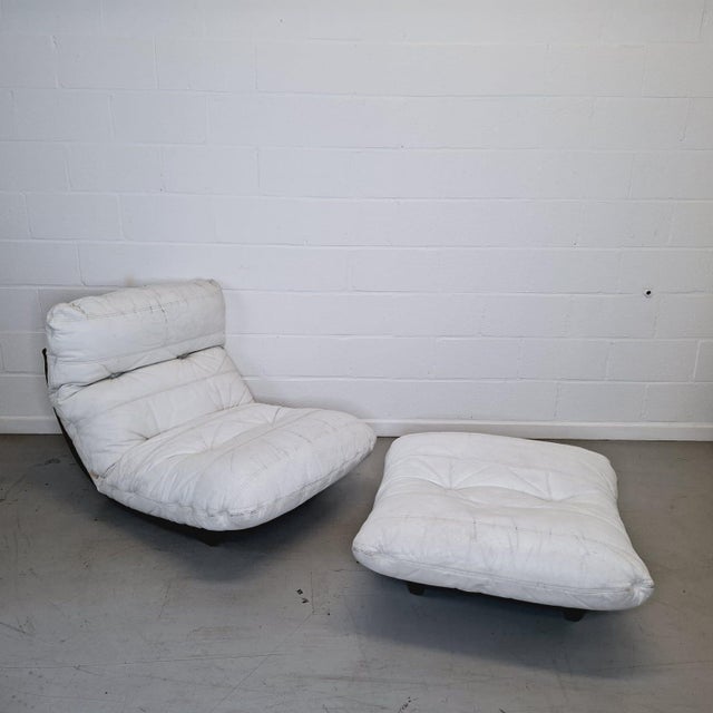 Marsala Chair with Ottoman by Michel Ducaroy for Ligne Roset, 1970s For Sale - Image 11 of 11