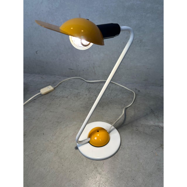 White Postmodern Table Lamp by Vrieland, 1980s For Sale - Image 8 of 15