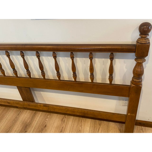Mid-Century Modern 1950s HeyWood Wakefield King Headboard For Sale - Image 3 of 10