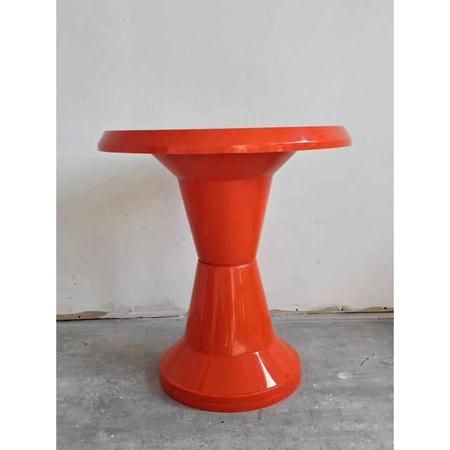 Space Age Patio Set in Orange Plastic, 1970s, Set of 3 For Sale - Image 9 of 12