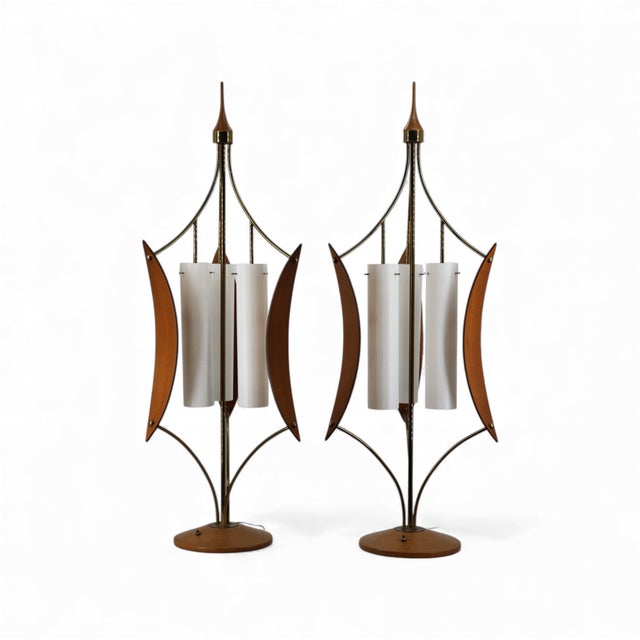 1960s Modeline Style Vintage Mid Century Modern Brass and Walnut Sculptural Table Lamp - a Pair For Sale In New York - Image 6 of 7