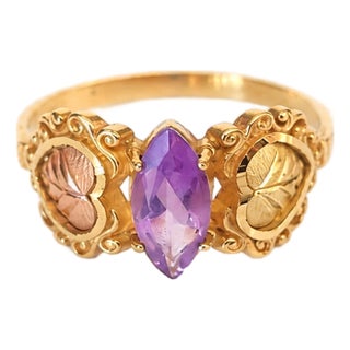 Antique 14k Yellow and Rose Gold Amethyst Sweetheart Ring, Circa 1890–1910, Size 10 For Sale